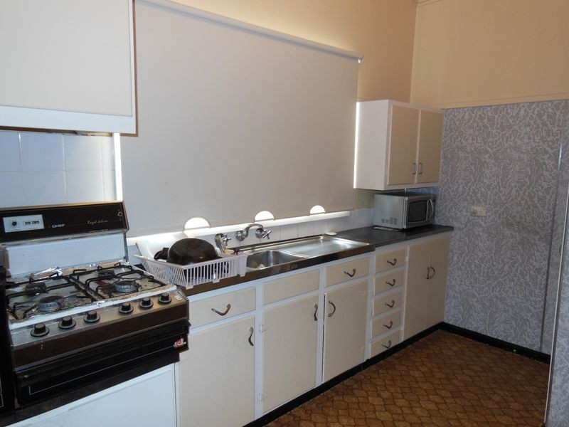 3 Whiters Street, Lakes Entrance VIC 3909