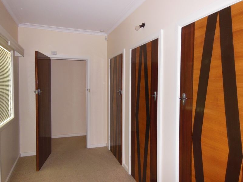 3 Whiters Street, Lakes Entrance VIC 3909