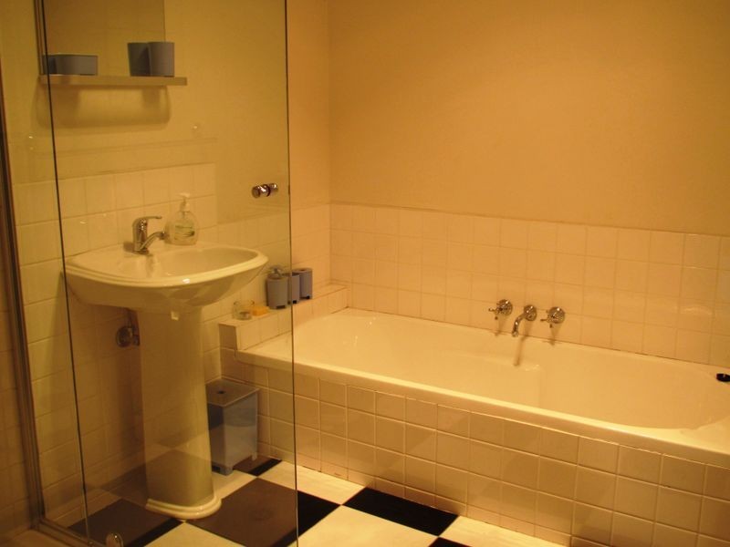 8 View Street, Lakes Entrance VIC 3909