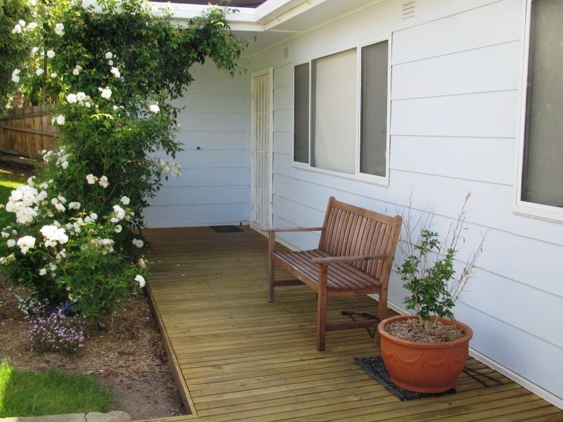 8 View Street, Lakes Entrance VIC 3909