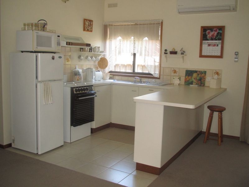 3/8 Rowe Street, Lakes Entrance VIC 3909