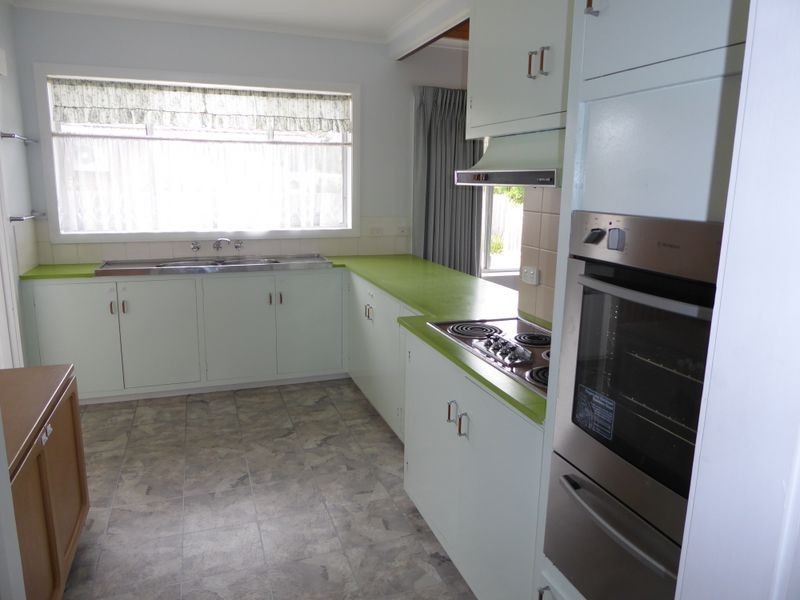 83 Roadknight Street, Lakes Entrance VIC 3909