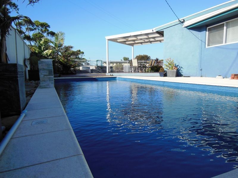 1 Skidale Close, Lake Tyers Beach VIC 3909