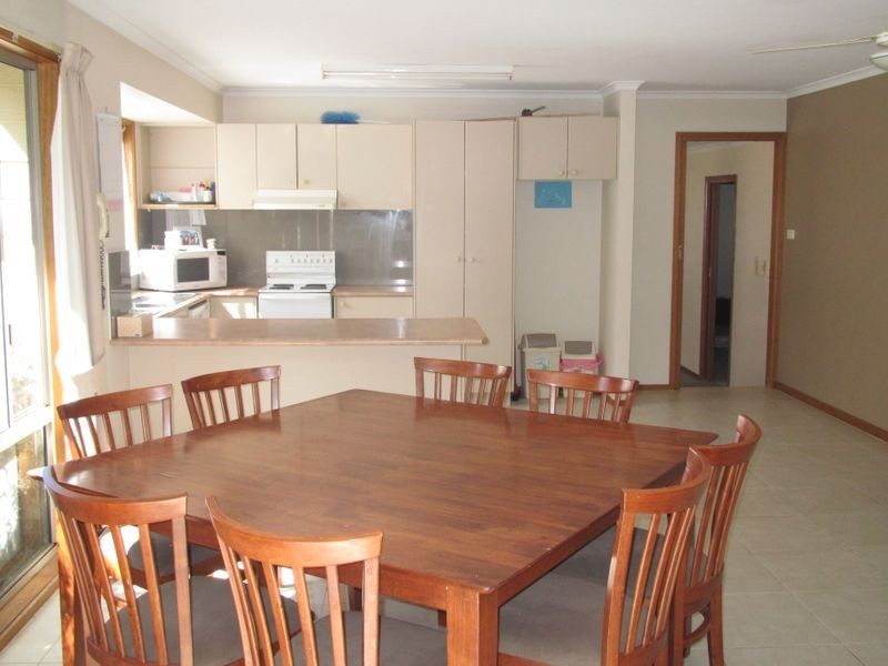31 West Crescent, Lakes Entrance VIC 3909