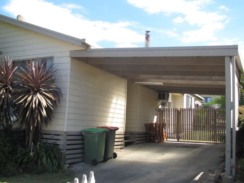 31 West Crescent, Lakes Entrance VIC 3909