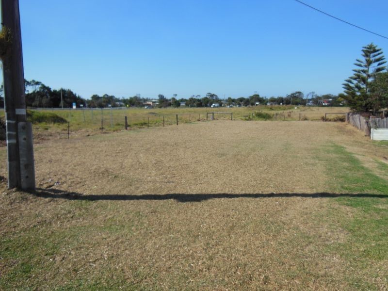 18 Golf Links Road, Lakes Entrance VIC 3909