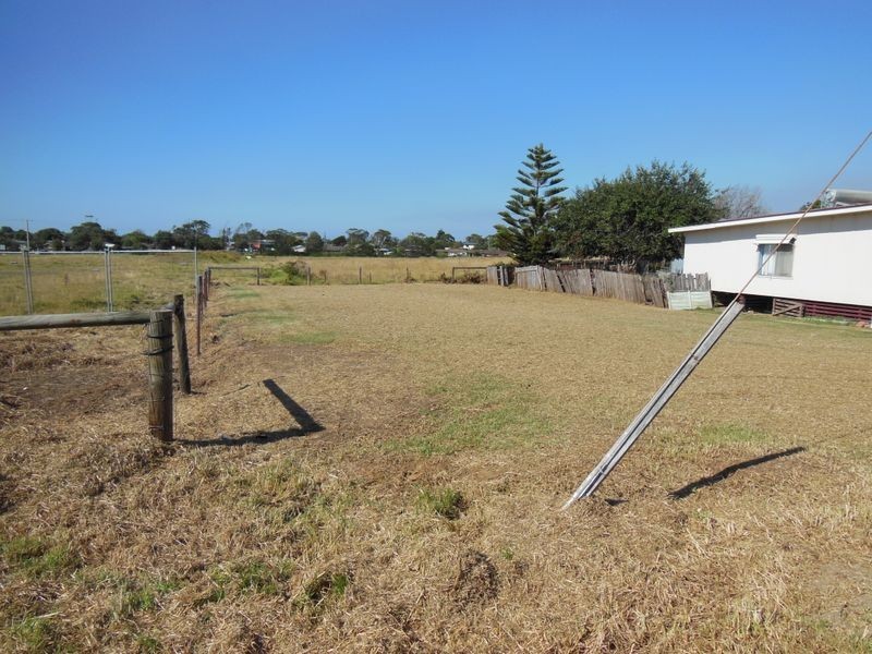 18 Golf Links Road, Lakes Entrance VIC 3909