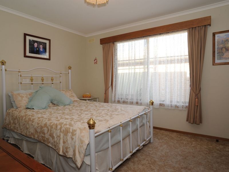 30 Oceanview Parade, Lakes Entrance VIC 3909