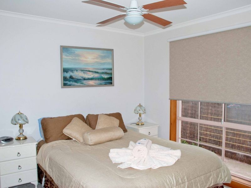 1/7 Lookout Road, Lakes Entrance VIC 3909