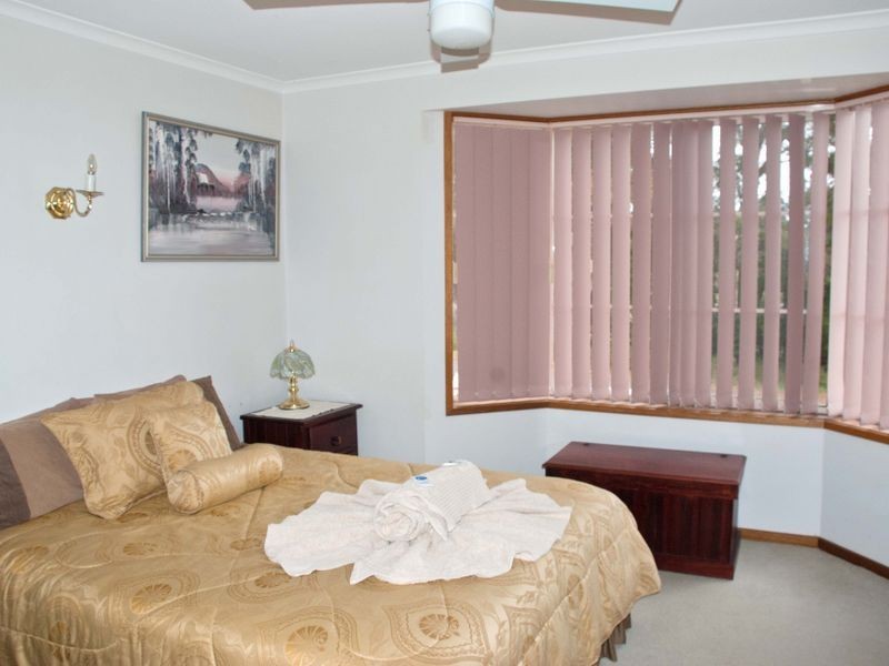 1/7 Lookout Road, Lakes Entrance VIC 3909