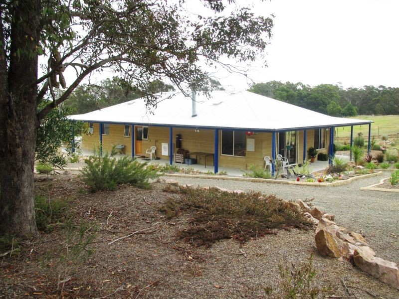 183 Ostlers Road, Lakes Entrance VIC 3909