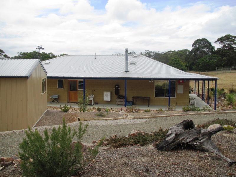 183 Ostlers Road, Lakes Entrance VIC 3909