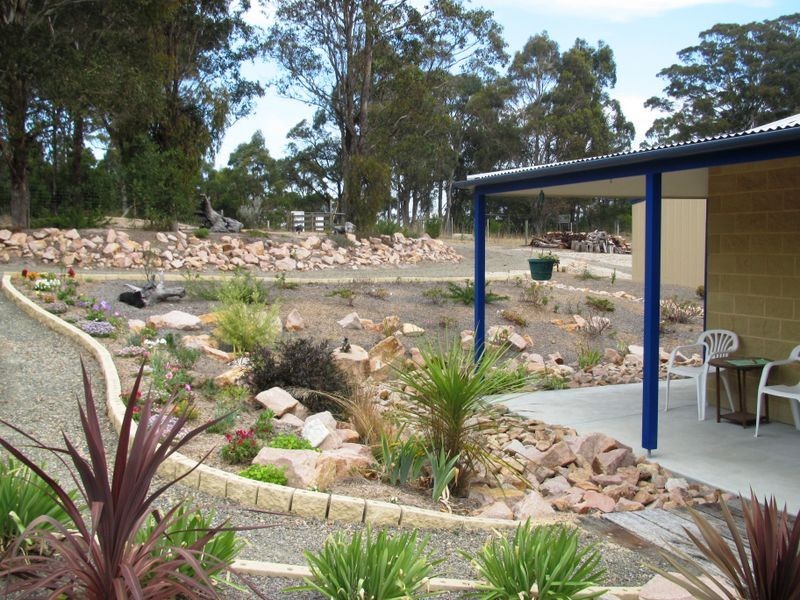 183 Ostlers Road, Lakes Entrance VIC 3909