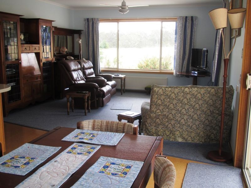 183 Ostlers Road, Lakes Entrance VIC 3909