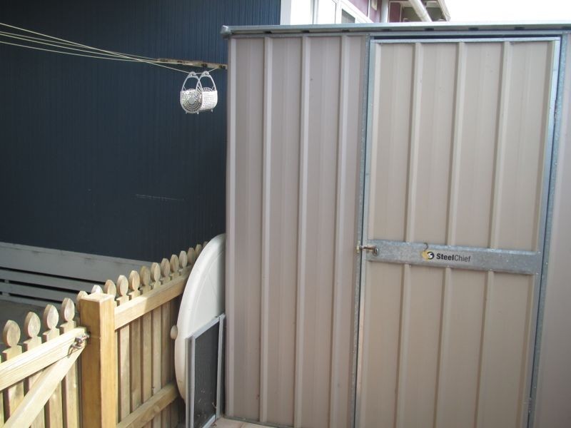 8/15 Lyrebird Court, Lakes Entrance VIC 3909