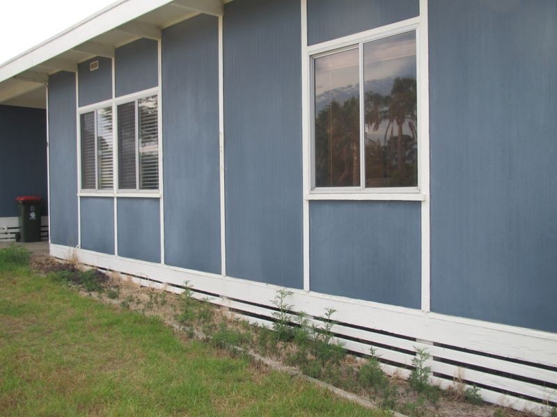 8/15 Lyrebird Court, Lakes Entrance VIC 3909