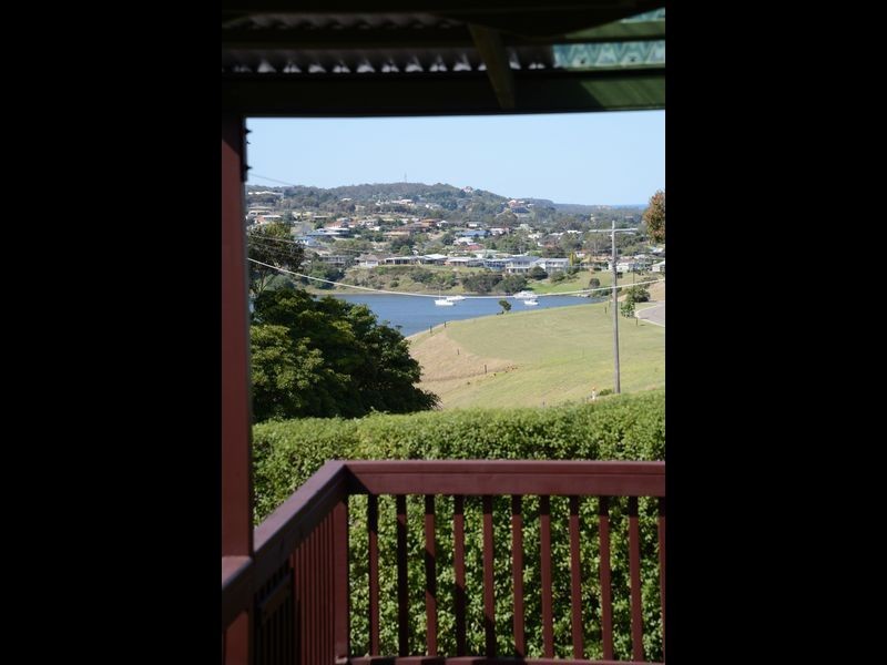 198 Albatross Road, Kalimna VIC 3909