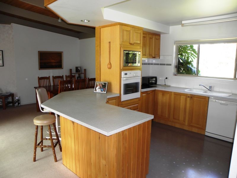 21 Mill Point Road, Lakes Entrance VIC 3909