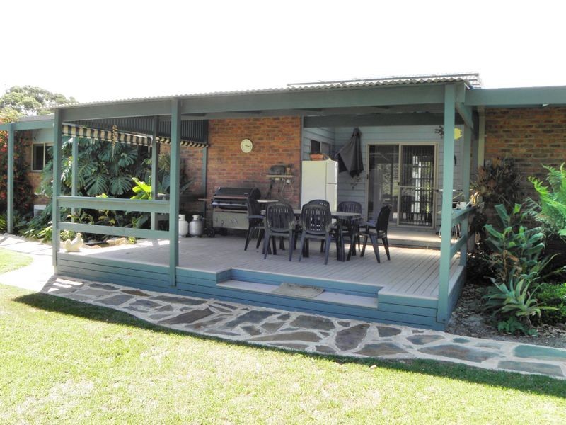 21 Mill Point Road, Lakes Entrance VIC 3909