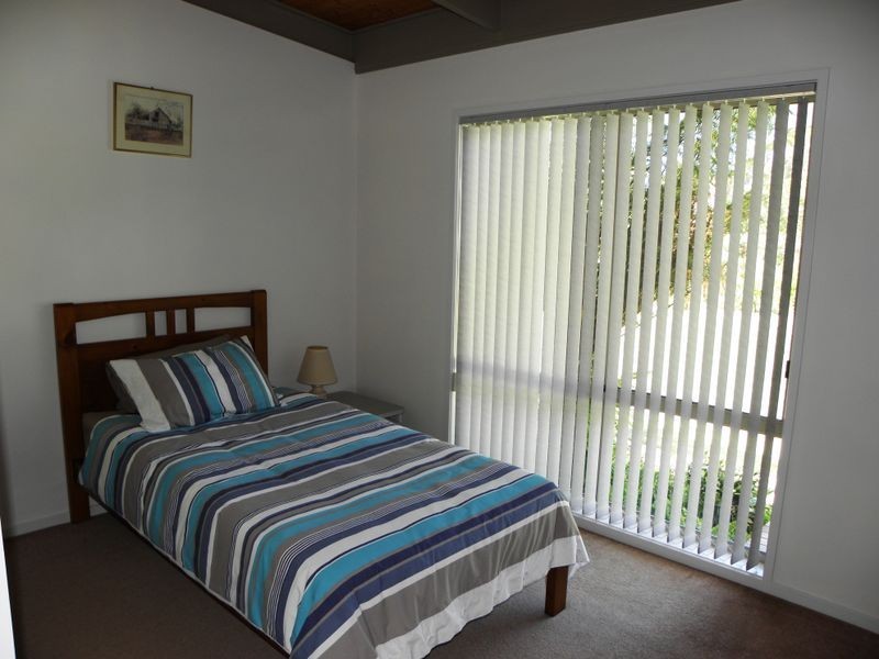 21 Mill Point Road, Lakes Entrance VIC 3909