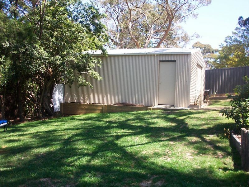 30 Beveridges Road, Lakes Entrance VIC 3909