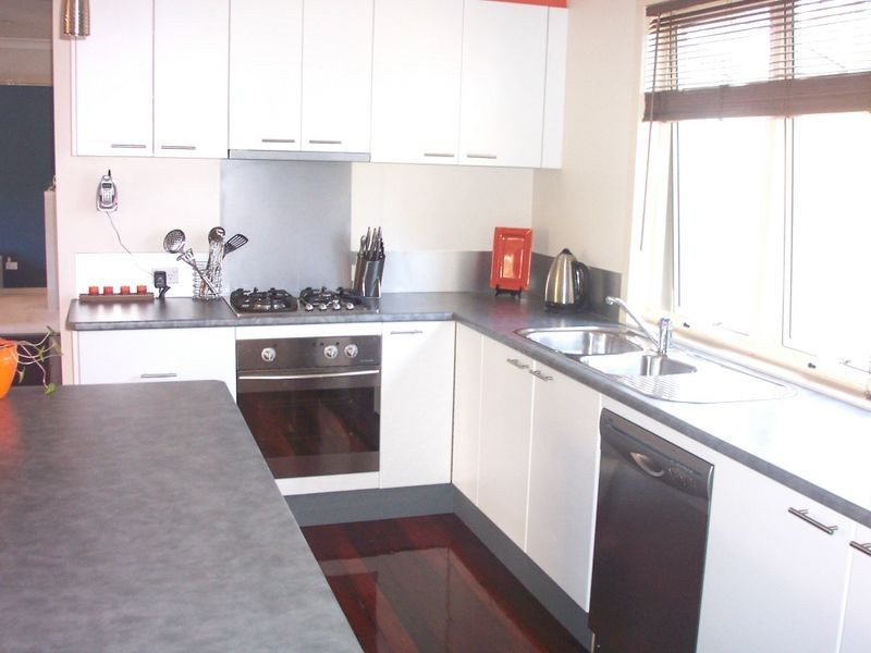 30 Beveridges Road, Lakes Entrance VIC 3909