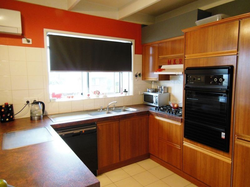 10 Lakeside Drive, Lake Tyers Beach VIC 3909