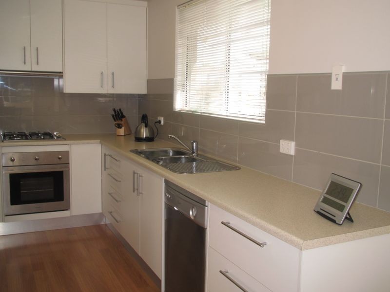 41 Capes Road, Lakes Entrance VIC 3909