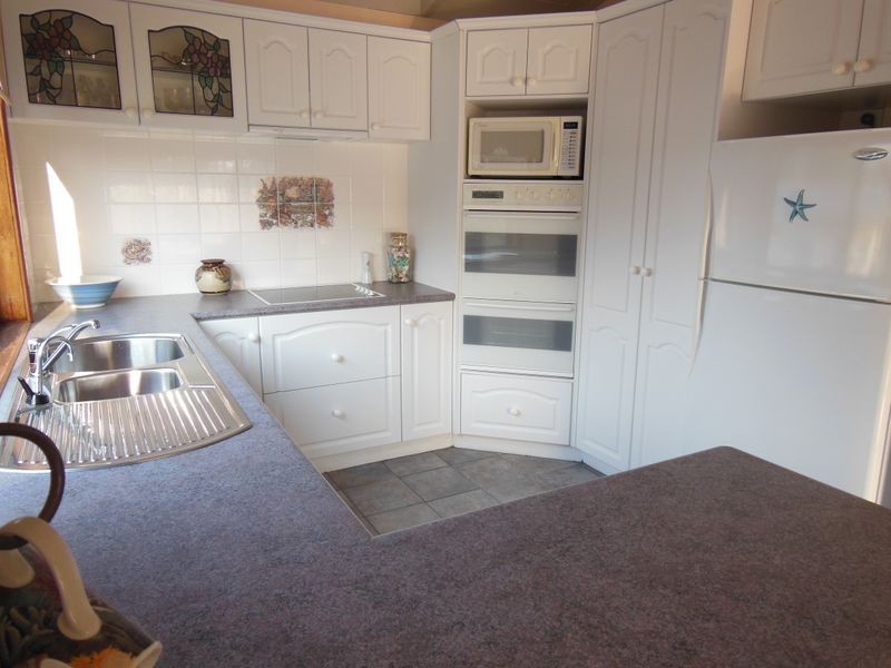 6 Lind Drive, Lake Tyers Beach VIC 3909