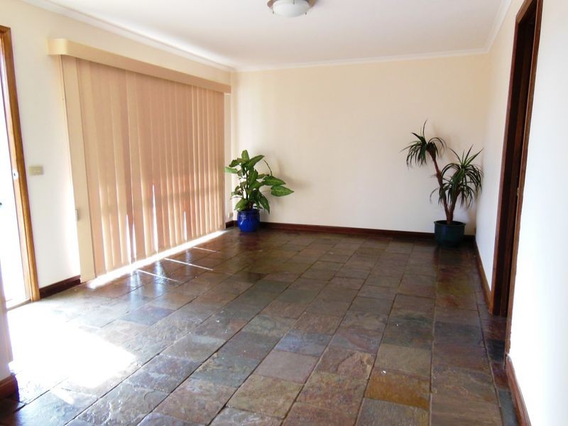 6 Lind Drive, Lake Tyers Beach VIC 3909