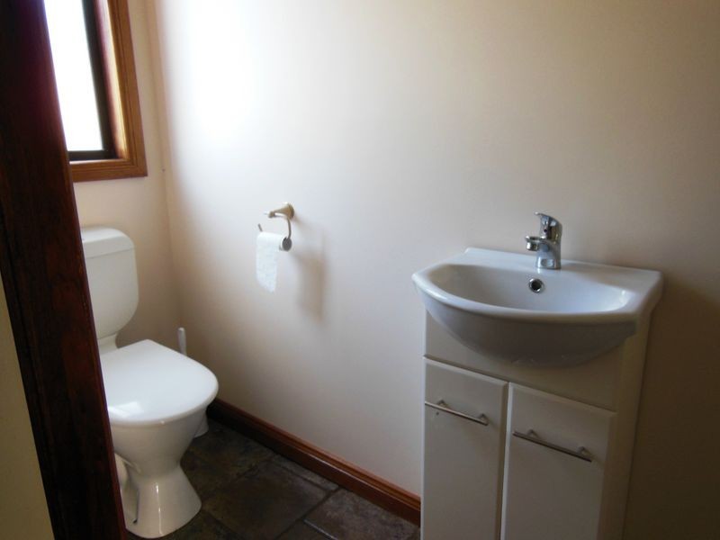 6 Lind Drive, Lake Tyers Beach VIC 3909