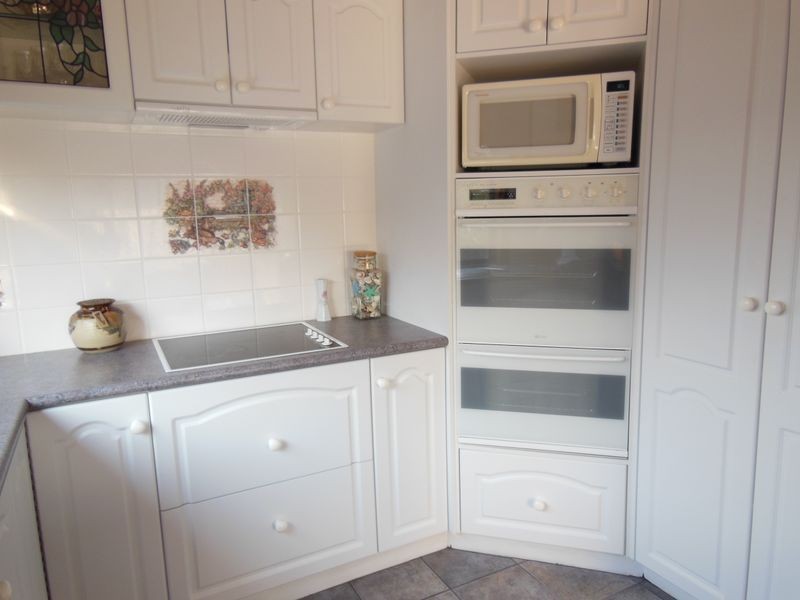 6 Lind Drive, Lake Tyers Beach VIC 3909