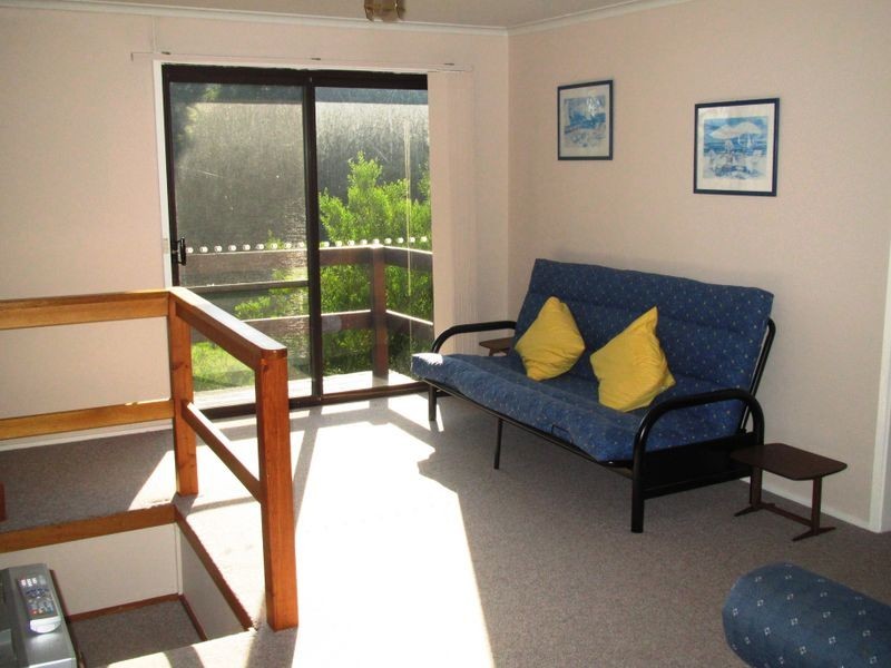 30 Gay Street, Lakes Entrance VIC 3909