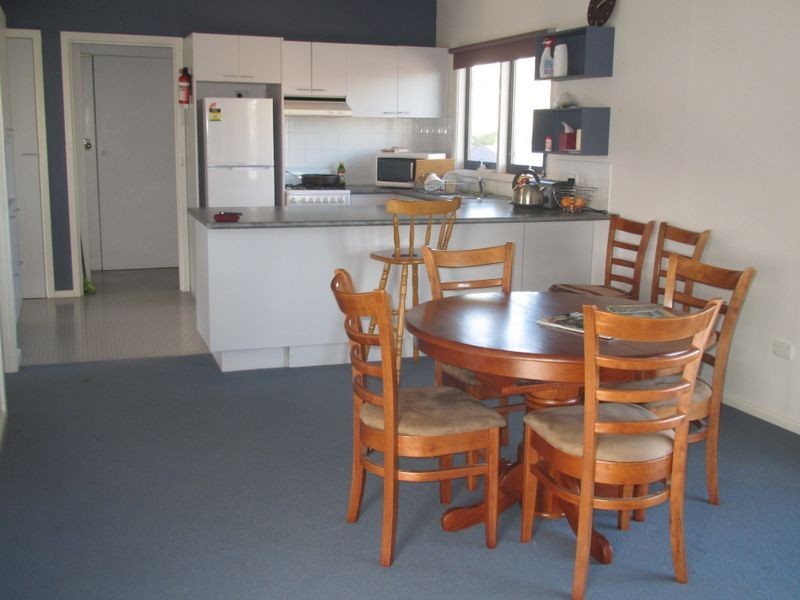 19 Hillcrest Way, Lake Tyers Beach VIC 3909