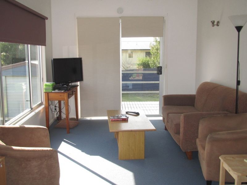 19 Hillcrest Way, Lake Tyers Beach VIC 3909