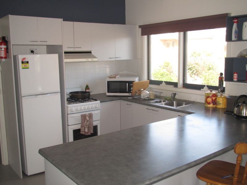 19 Hillcrest Way, Lake Tyers Beach VIC 3909