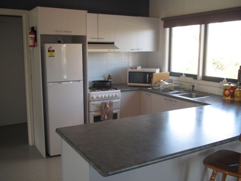 19 Hillcrest Way, Lake Tyers Beach VIC 3909