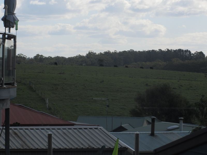 19 Hillcrest Way, Lake Tyers Beach VIC 3909