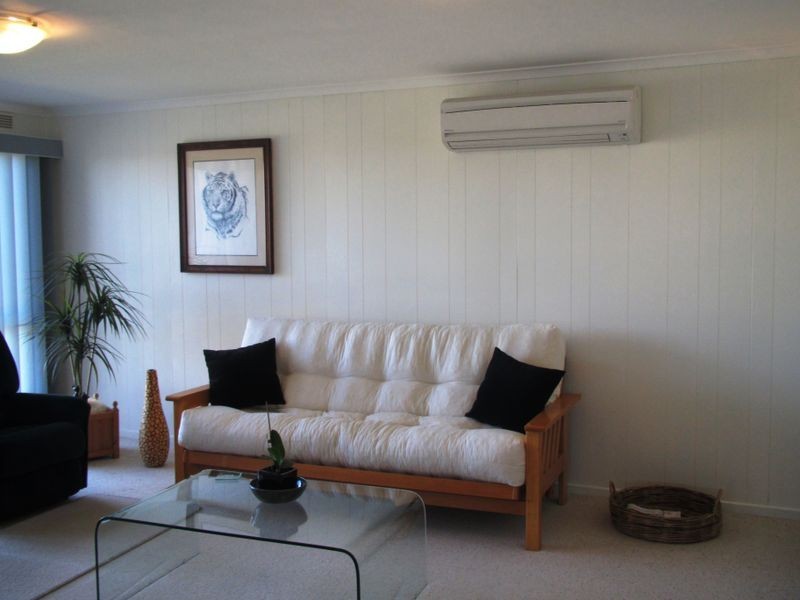 25 O’Neills Road, Lakes Entrance VIC 3909