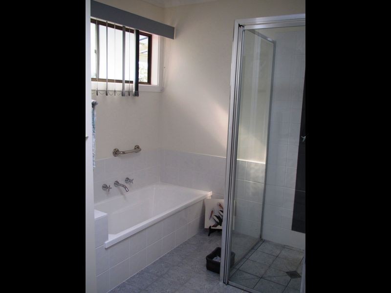 25 O’Neills Road, Lakes Entrance VIC 3909