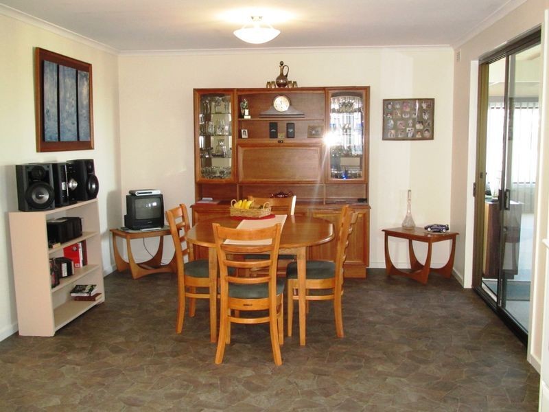 25 O’Neills Road, Lakes Entrance VIC 3909