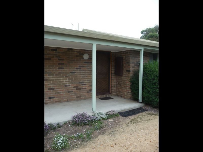 29 Merrangbaur Street, Lakes Entrance VIC 3909