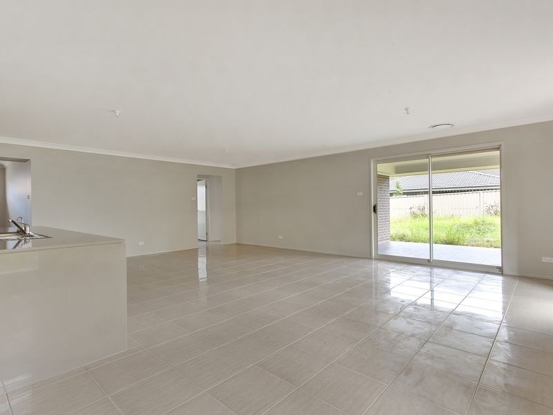 7 Grice Street, Oran Park NSW 2570