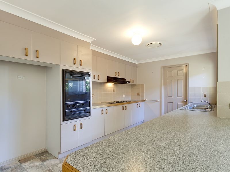 19 Caroline Chisholm Drive, Camden South NSW 2570