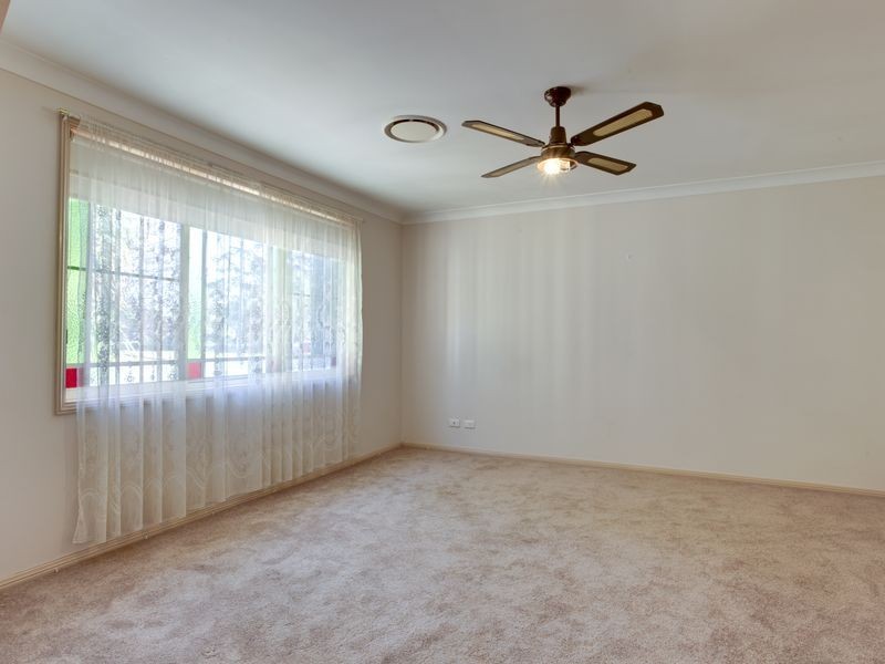 19 Caroline Chisholm Drive, Camden South NSW 2570