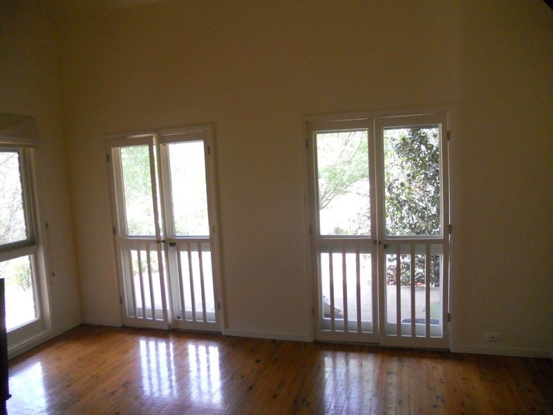 27 Martine Ave, Camden South NSW 2570