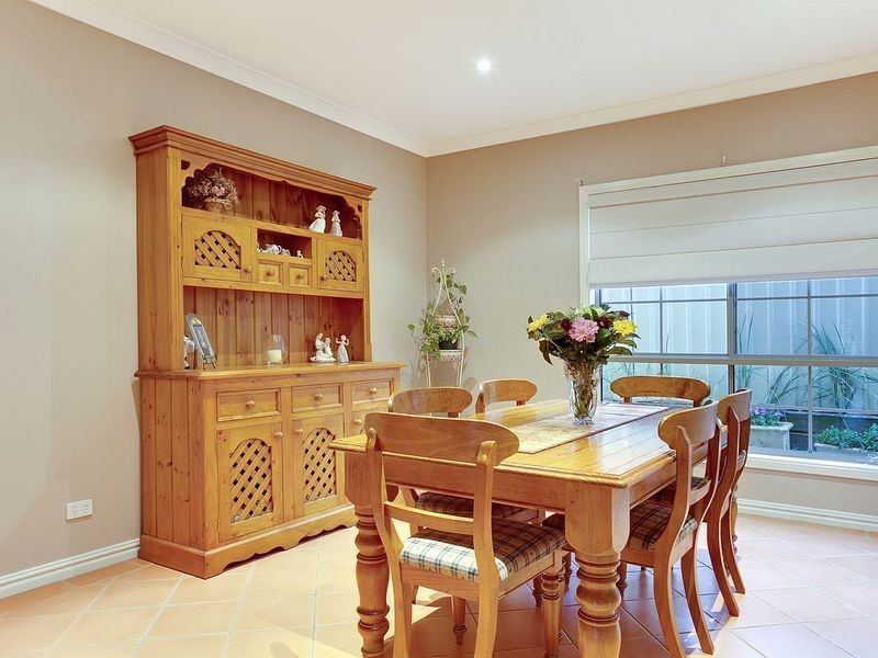 11 Border Close, Elderslie NSW 2570