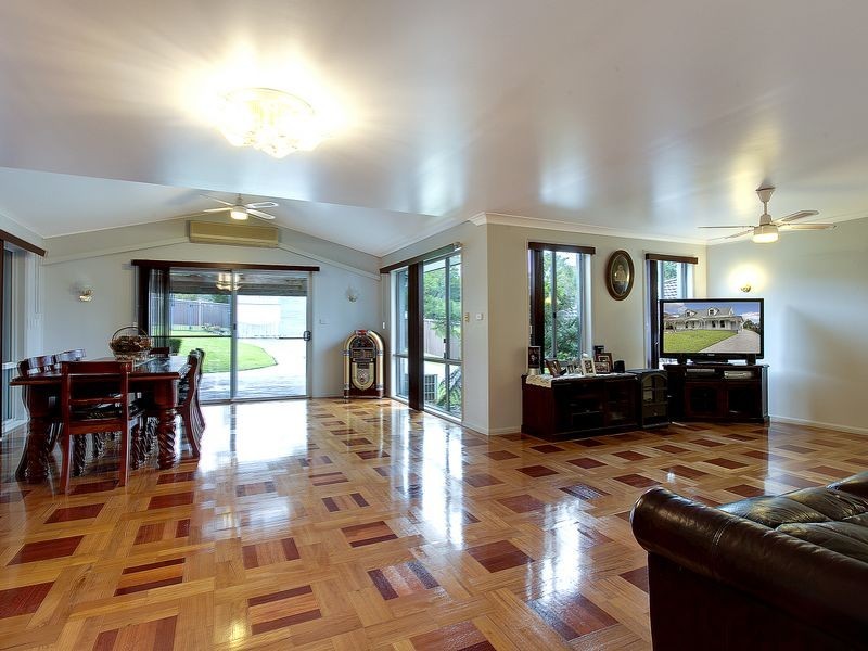 96 Merlin Street, The Oaks NSW 2570