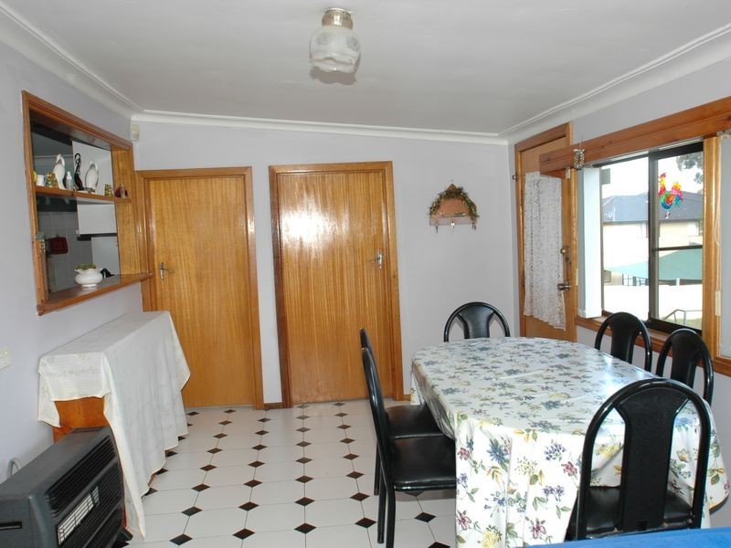 228 NORTH LIVERPOOL STREET, Green Valley NSW 2168