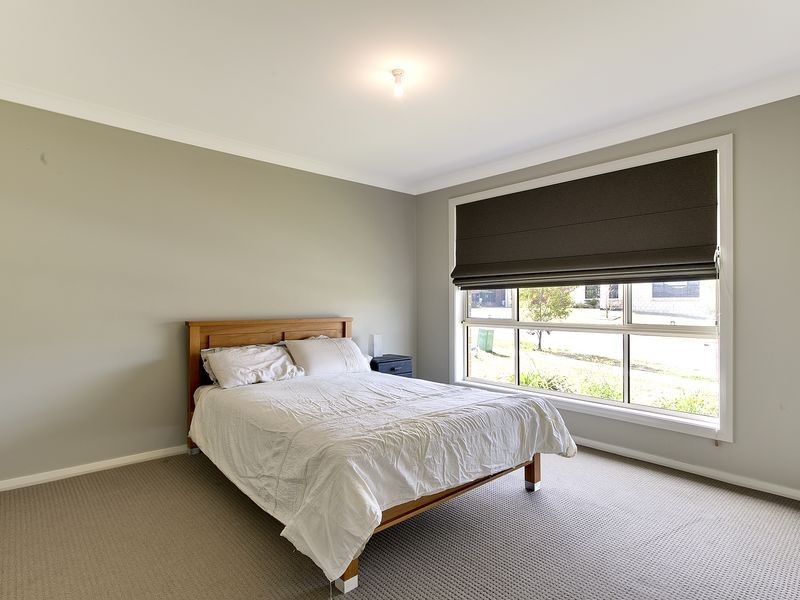 10 Cape Street, Spring Farm NSW 2570